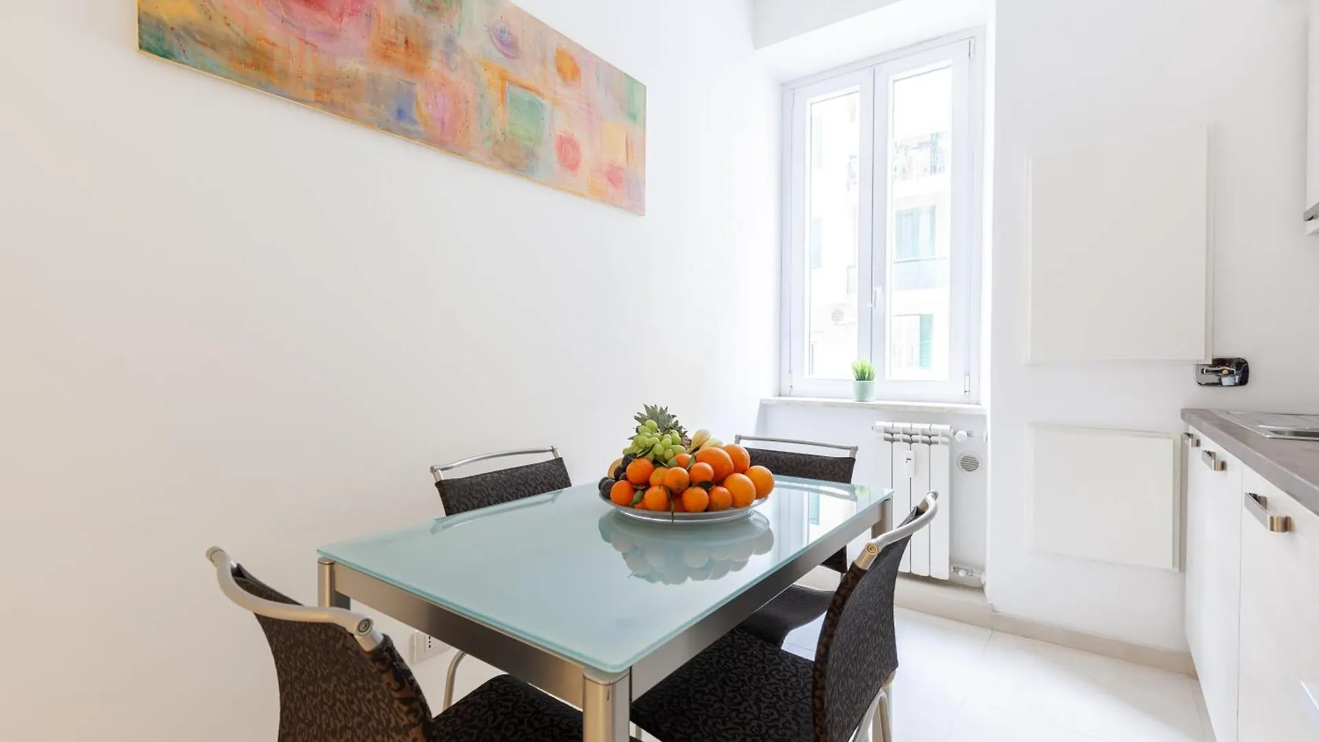 Hostly-The Happya Charme Suite Roma